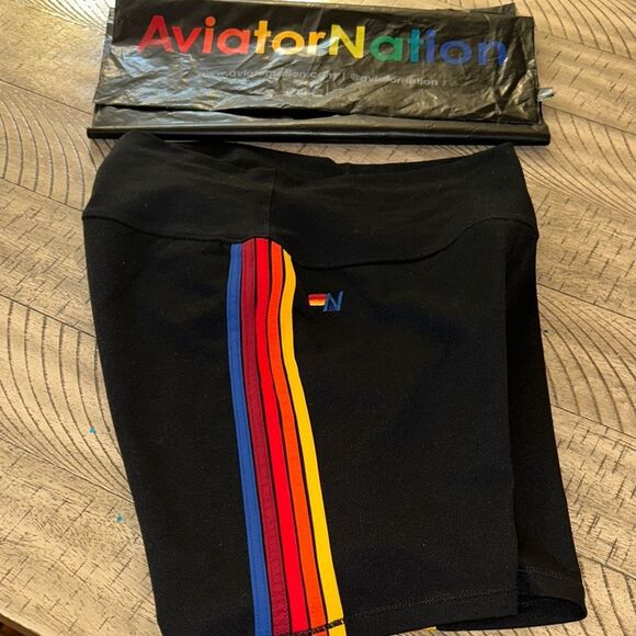 Aviator 🧑‍✈️ Nation Made in USA 🇺🇸 5 Stripe Performance 🏃 🧘 Shorts 🩳 NWT - Picture 13 of 17